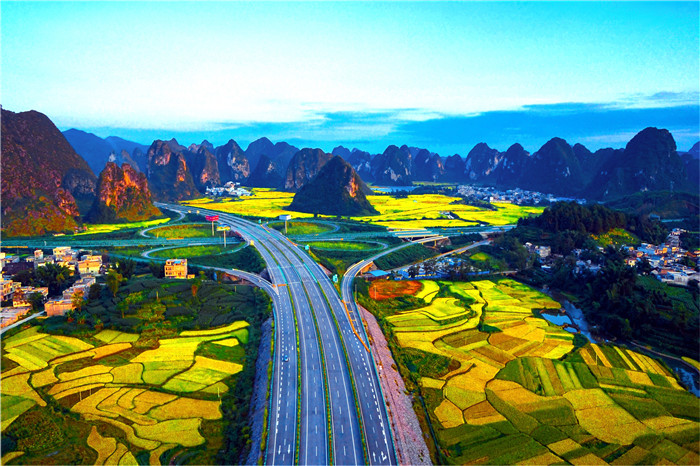 梦想翱翔，广西的天空之翼